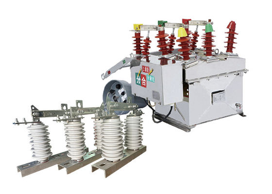 คุณภาพ  High Efficiency High Voltage Three Pahses Vacuum Circuit Breaker Matched With Portable Outdoor Disconnector Switch โรงงาน