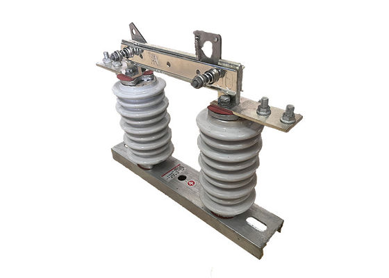 1000A 12kV-36kV ไฟฟ้ากลางแจ้ง Hookstick เครื่องตัดสวิทช์ การติดตั้งง่าย สวิทช์ตัดสายฟ้า